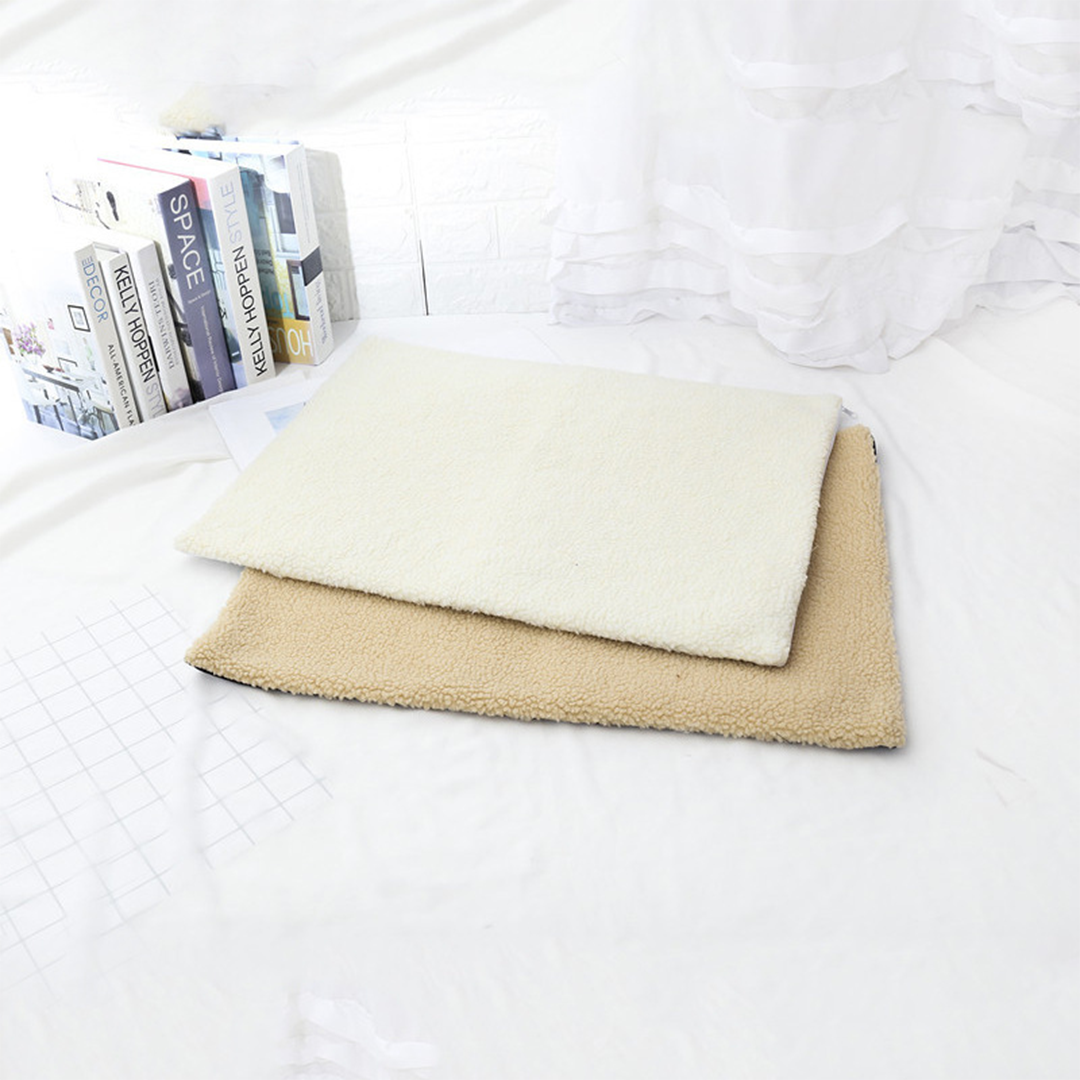 Self Heating Pet Mat; Non-Electric Pet Warming Pad; Self Warming ; Extra Warm Pet Mats For Dog &amp; Cat