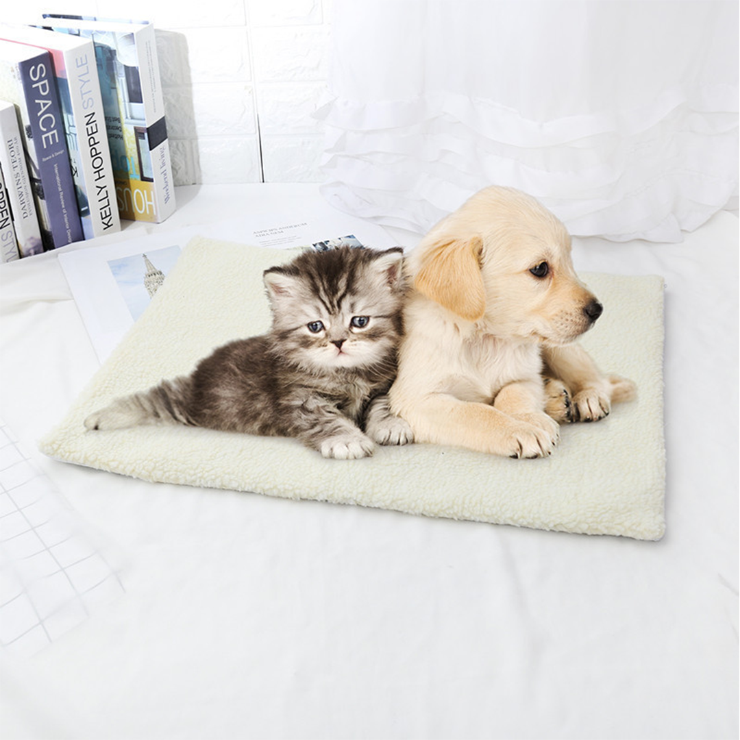 Self Heating Pet Mat; Non-Electric Pet Warming Pad; Self Warming ; Extra Warm Pet Mats For Dog &amp; Cat